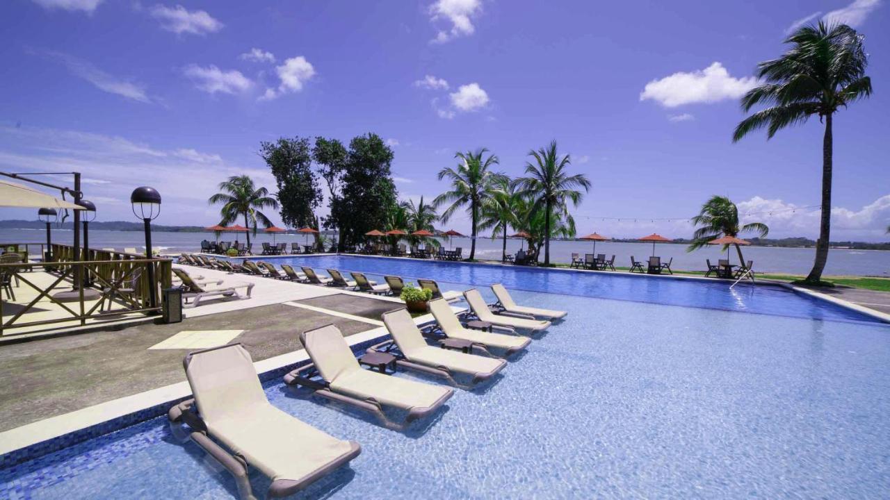 Playa Tortuga Hotel And Beach Resort Bocas Town Ngoại thất bức ảnh