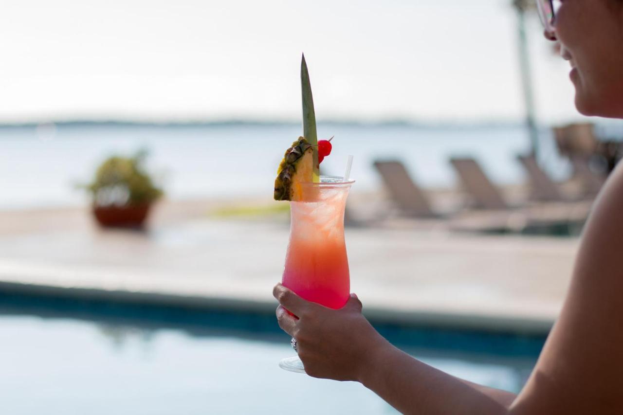 Playa Tortuga Hotel And Beach Resort Bocas Town Ngoại thất bức ảnh