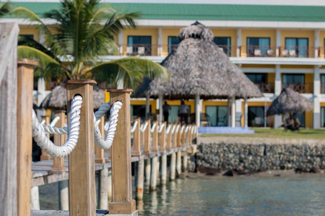 Playa Tortuga Hotel And Beach Resort Bocas Town Ngoại thất bức ảnh