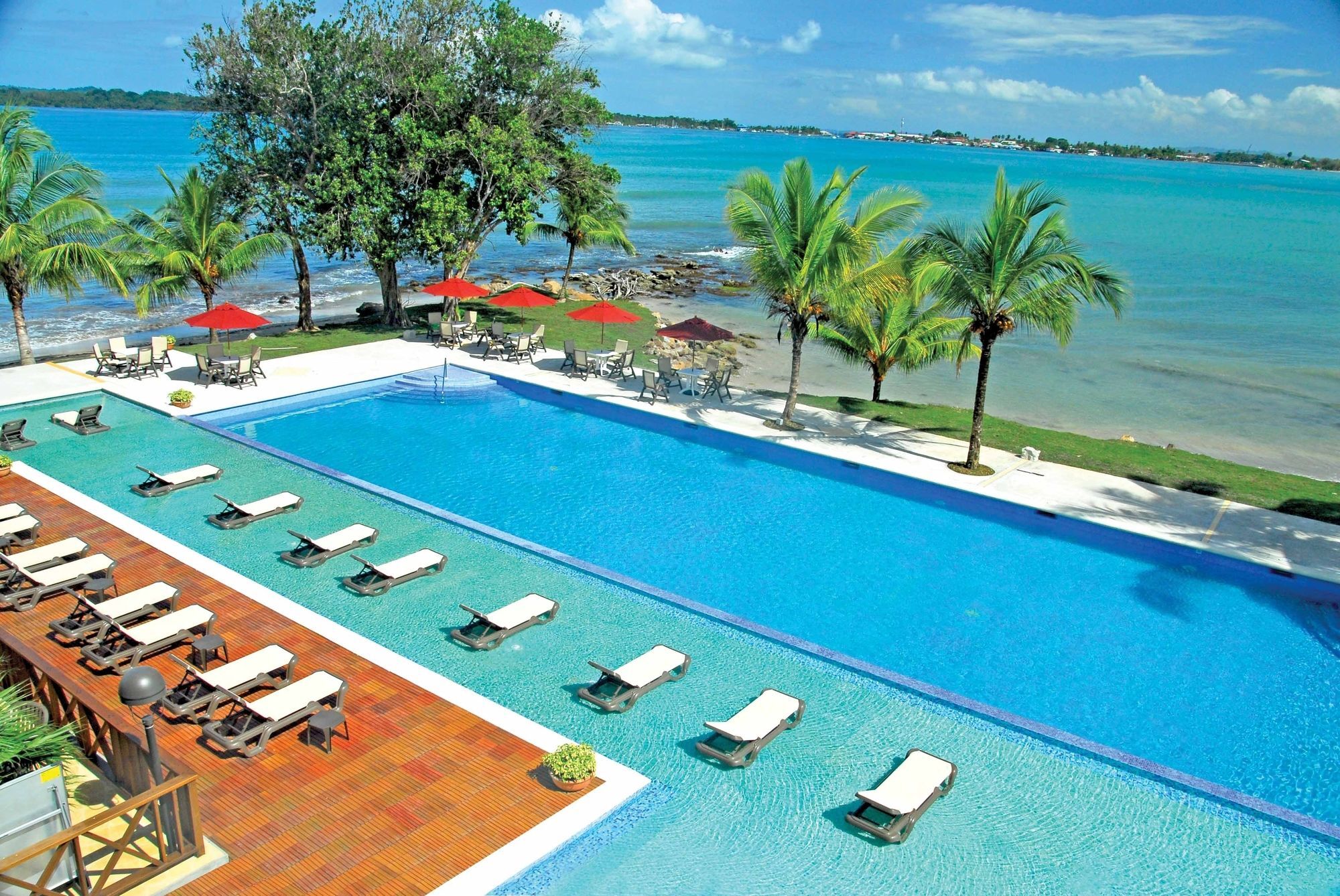 Playa Tortuga Hotel And Beach Resort Bocas Town Ngoại thất bức ảnh